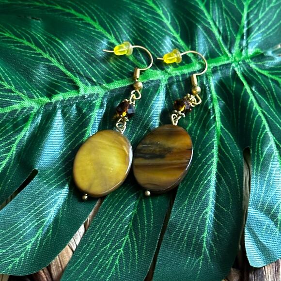 BOGO FREE TIGERS EYE DANGLY EARRINGS - Picture 1 of 3
